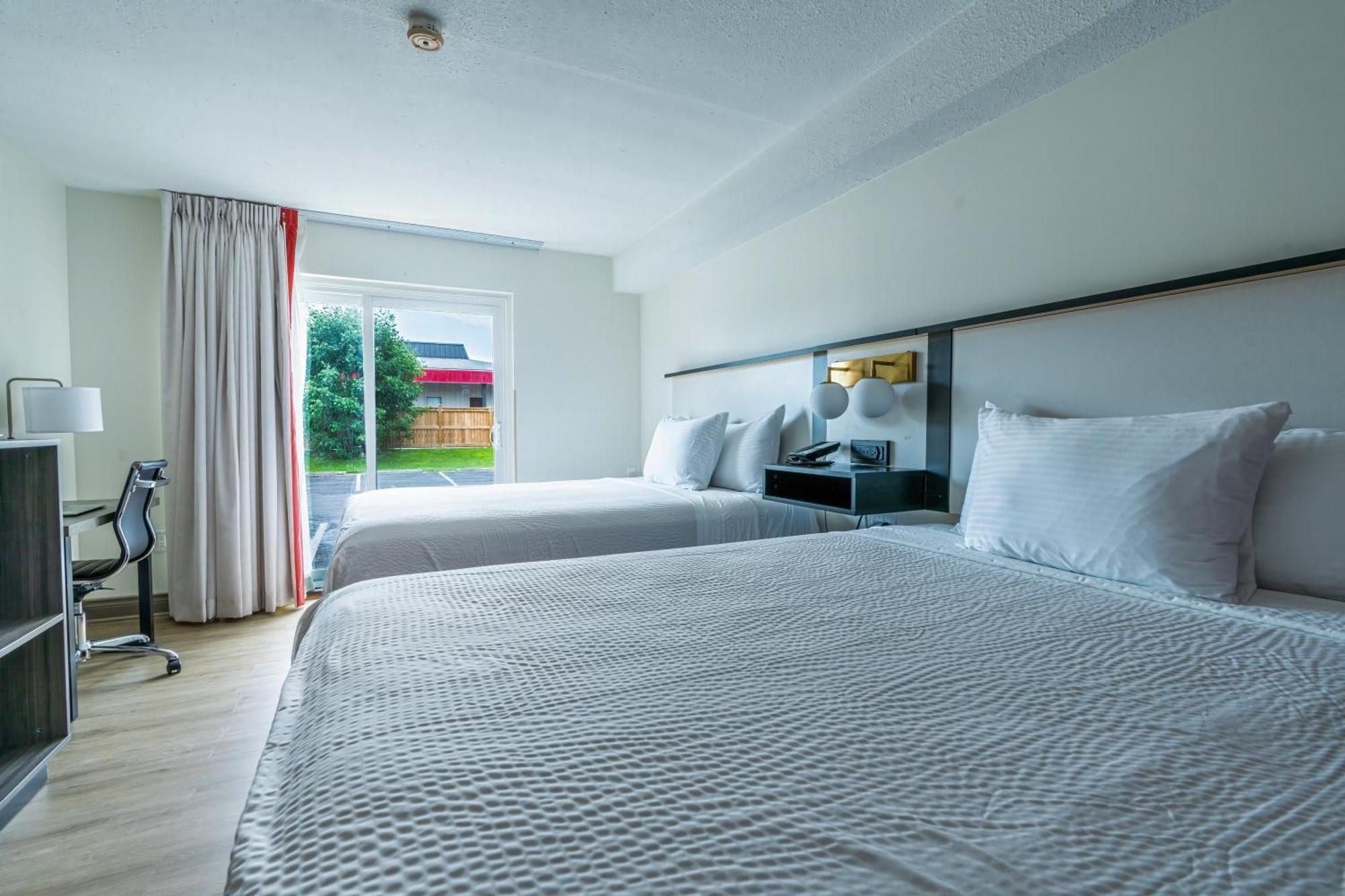 موتيل Ramada By Wyndham كينفستون المظهر الخارجي الصورة