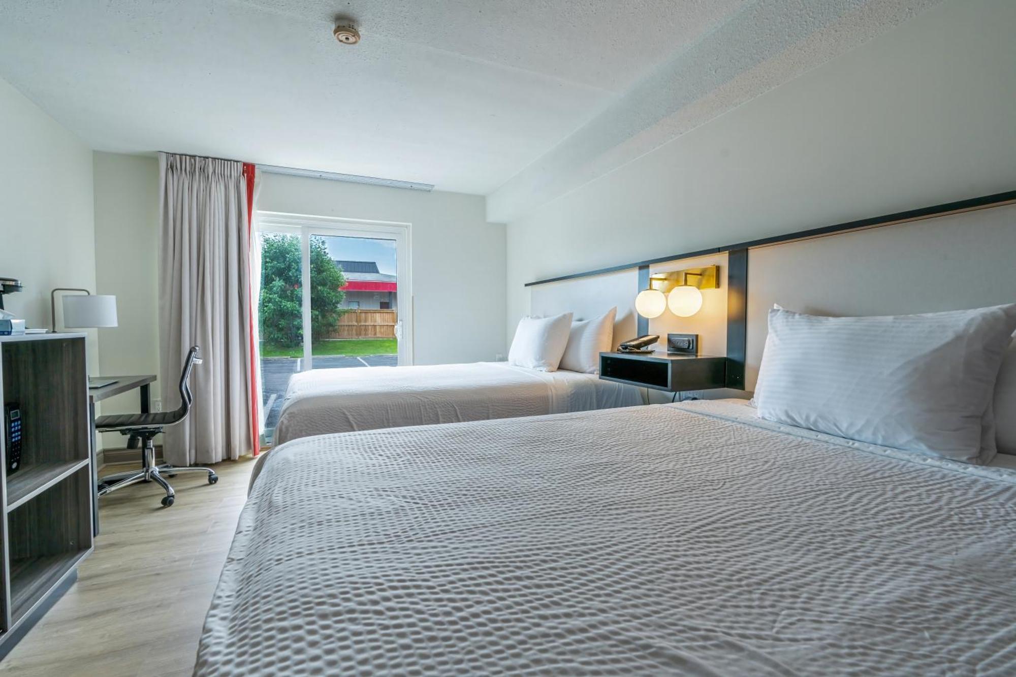 موتيل Ramada By Wyndham كينفستون المظهر الخارجي الصورة