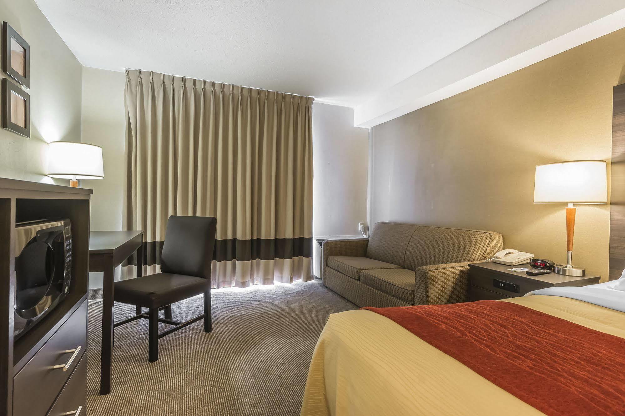 موتيل Ramada By Wyndham كينفستون المظهر الخارجي الصورة
